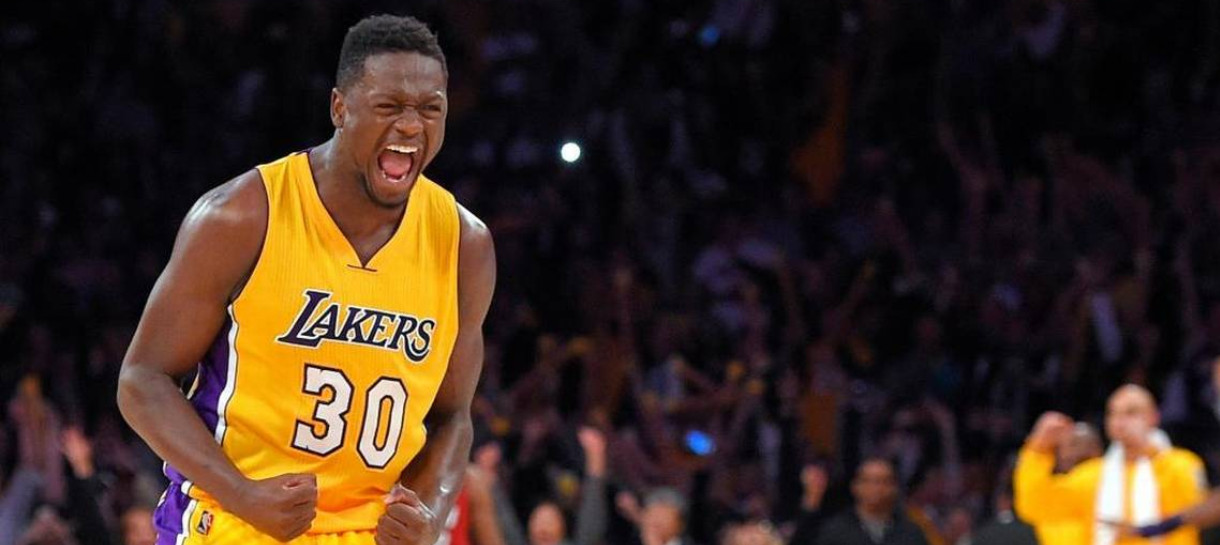 Julius Randle é eleito melhor líder do Lakers pelos jogadores